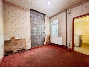Dining room- click for photo gallery